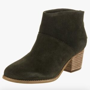 TOMS Leila bootie size 8